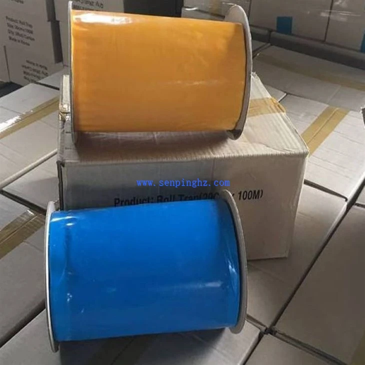 Blue insect sticky roll